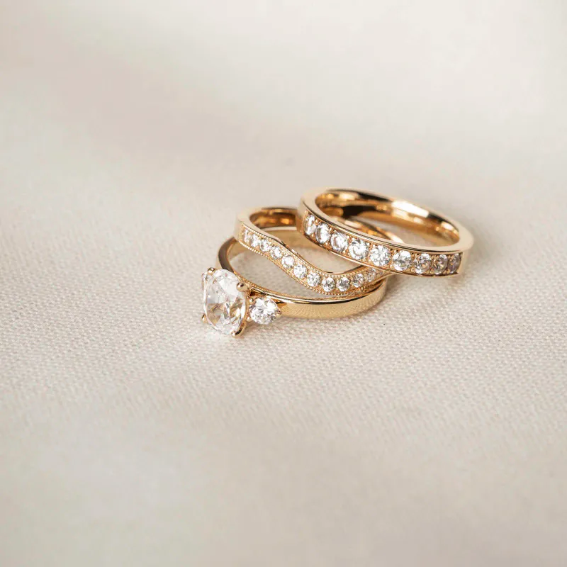 Ring DUCHESS 585 gull med LAB grown diamanter 1,55ct VS1