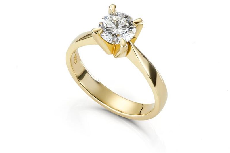 Ring Maud 585 gull med 1,50ct LAB grown diamant