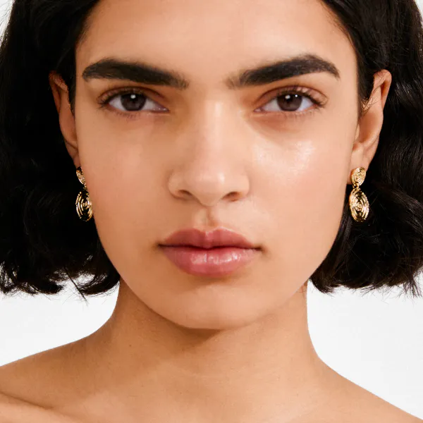 Hovedbilde PILGRIM AIR øredobber, gullbelagt, lengde 30 mm