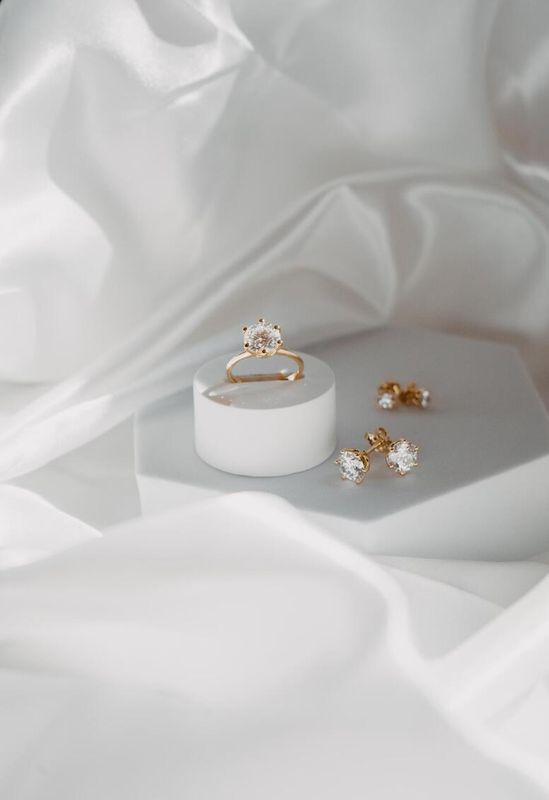 Ring Alexandra 585 gull med 2,00ct LAB grown diamant