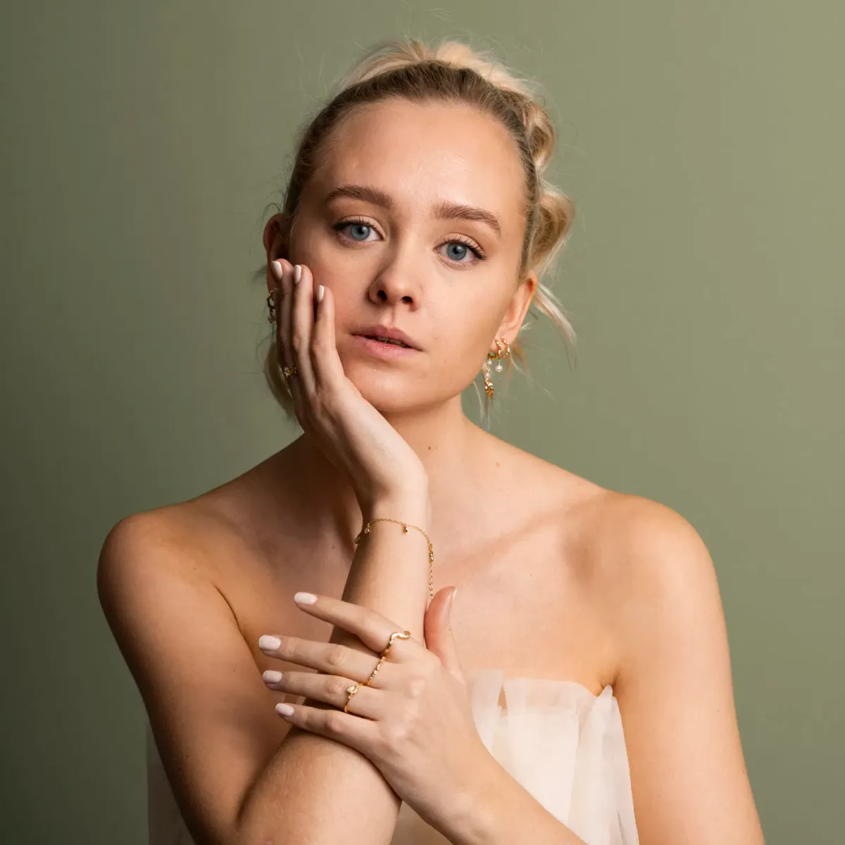 Keshi øredobber i forgylt 925 sølv med perler